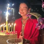 Dua Lipa feston ditëlindjen në Ibiza