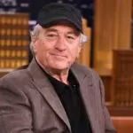 Robert De Niro po shijon prindërimin në moshën 79- vjeçare