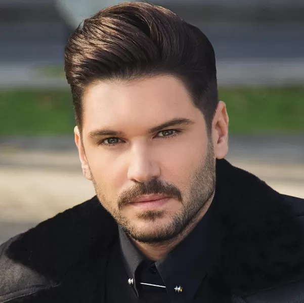 Tolgahan dhe Almeda Abazi shpërngulen në Shqipëri