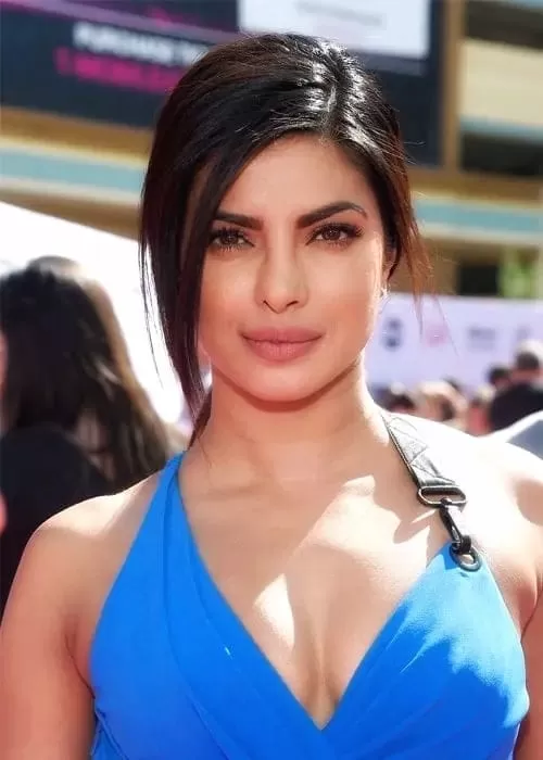Priyanka Chopra niset drejt Indisë/Aktorja pret me padurim ‘Jio MAMI Film Festival’