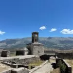 Gjirokastra: Qyteti i gurtë me elementë ekoturizmi