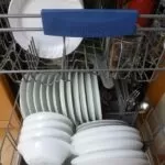 Përdorimi i pjatalarëses/Ja se si lehtësohet pastrimi i enëve
