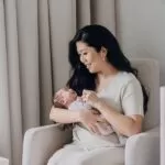 Sfidat e mamave të reja/ Ja disa këshilla për këtë ‘aventurë‘ të re në jetën tuaj