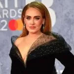 Adele bën të papriturën/ Emocionohet pasi zbuloi personin e veçantë në koncertin e saj