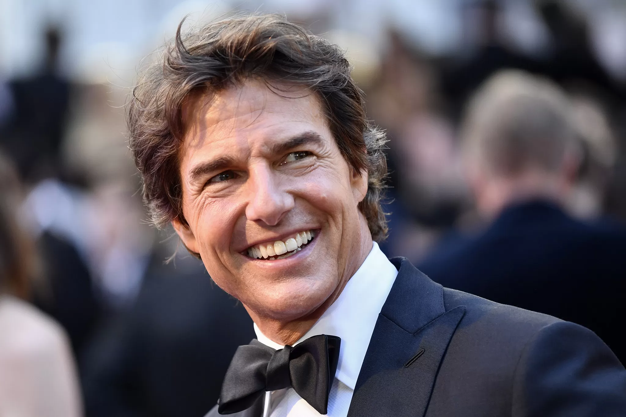 25 vite diferencë : Lidhja e fundit e Tom Cruise shkakton polemika